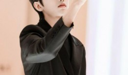 蔡徐坤最新爆料图片,揭秘幕后故事，带你走进偶像的真实生活！”