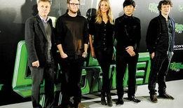 青蜂侠最新爆料网址,揭秘超级英雄的神秘身世与未来动向！